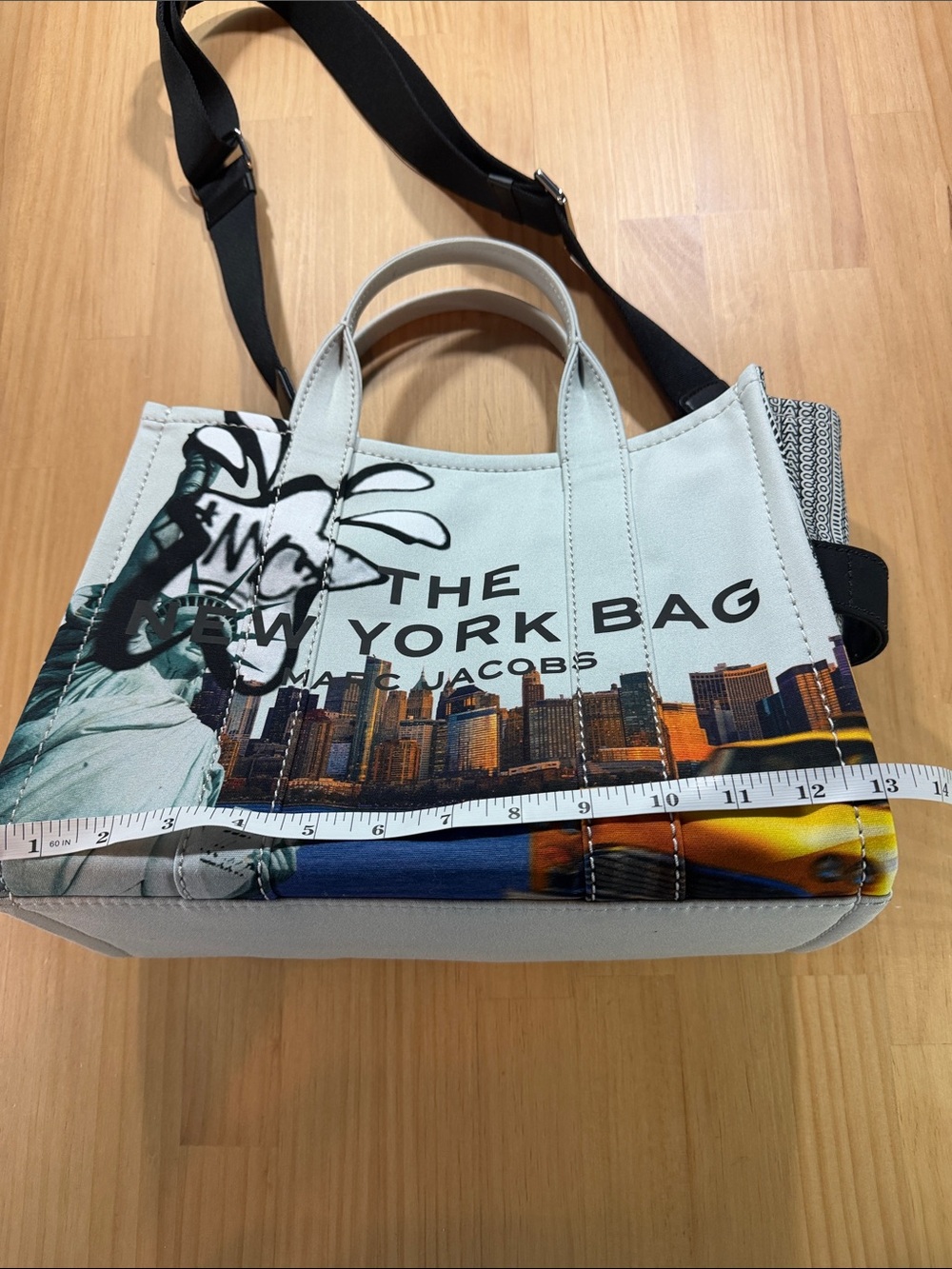 Marc Jacobs The New York Bag Canvas Tote in Multi-Color - Picture 5 of 11